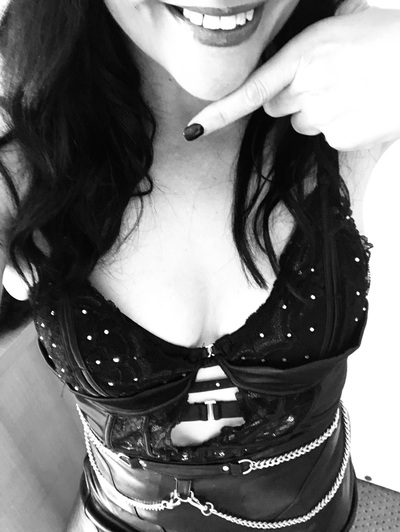 Mistress Jessie Cairns City BDSM Escorts 8