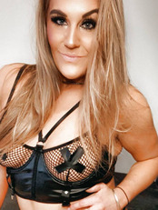Bondi Bliss - Bisexual Blonde Escort, Perth WA