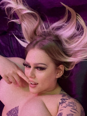 Azalea Minxx Belmont Escorts