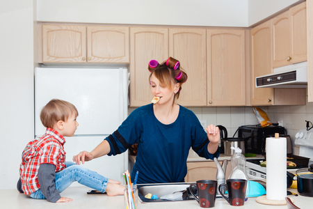 Single Mums Juggling Everyday Life